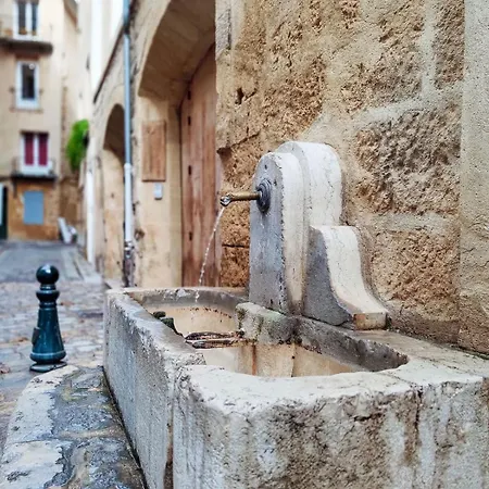 Le Mirabeau Au Coeur Du Centre Historique - 2eme Etage *